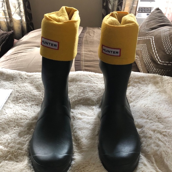 Hunter rain boots/ hunter socks - Picture 2 of 4